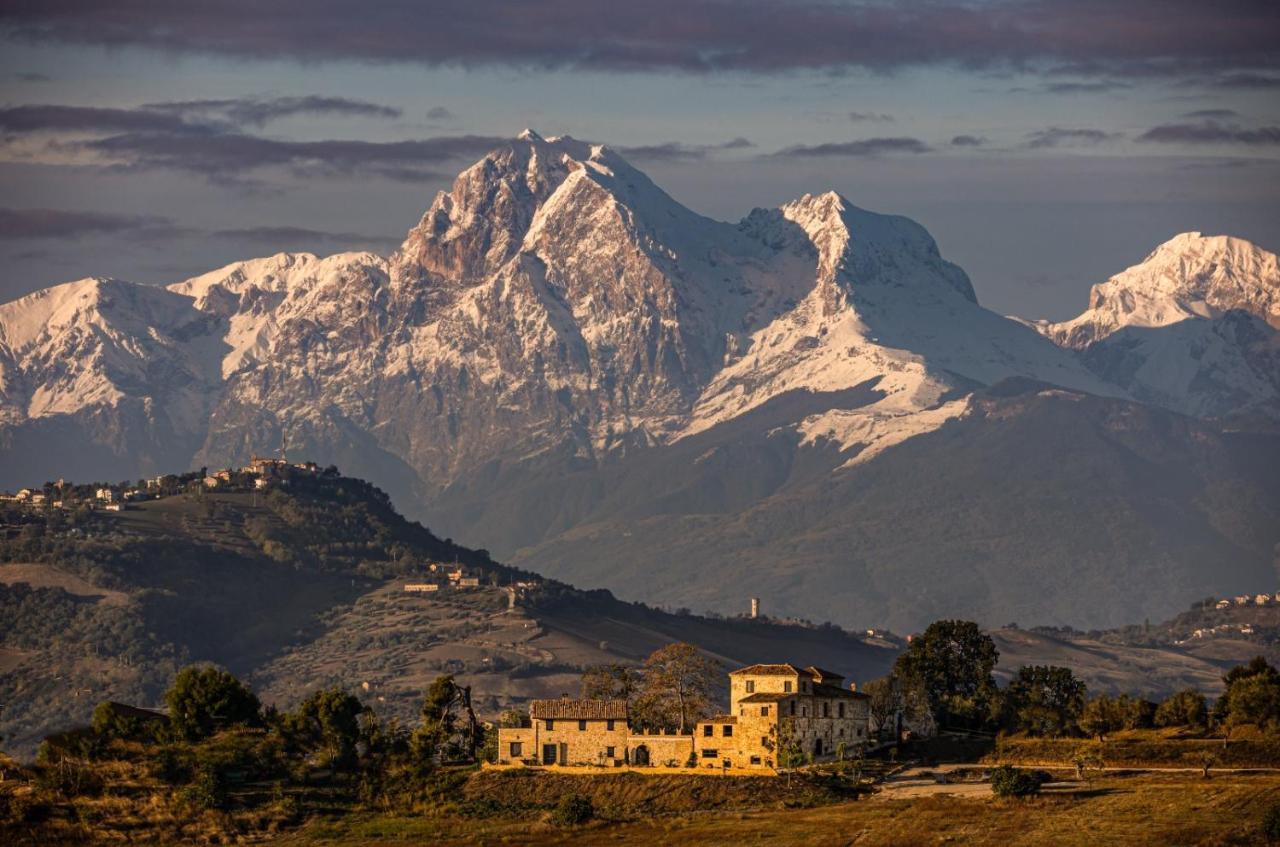 Castello Di Petecciano B&B Мошано-Сант'Анджело Экстерьер фото