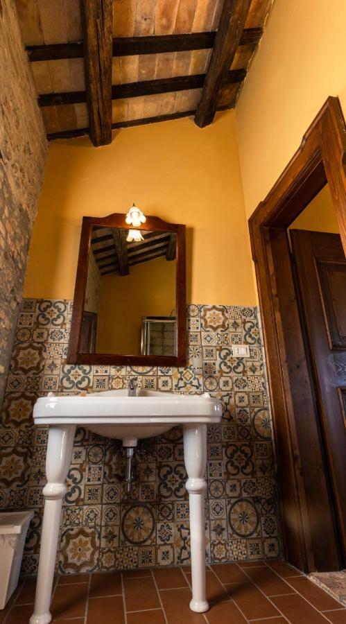 Castello Di Petecciano B&B Мошано-Сант'Анджело Экстерьер фото