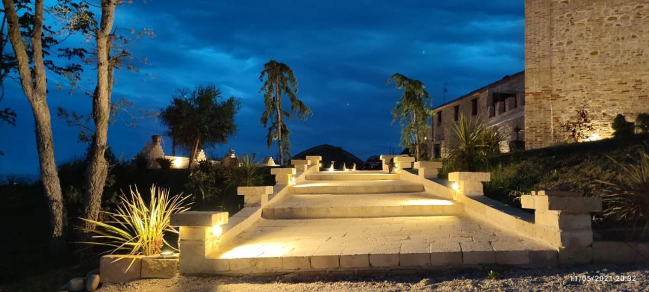 Castello Di Petecciano B&B Мошано-Сант'Анджело Экстерьер фото