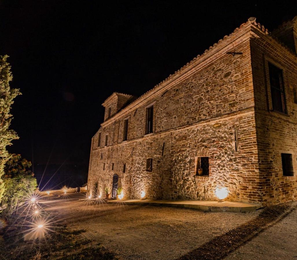 Castello Di Petecciano B&B Мошано-Сант'Анджело Экстерьер фото