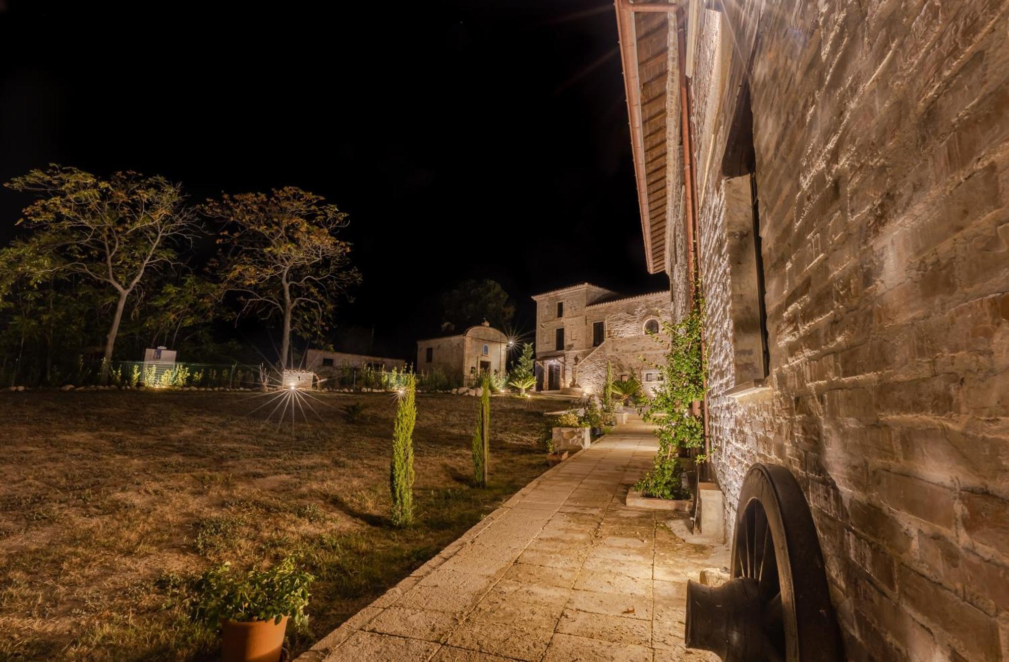 Castello Di Petecciano B&B Мошано-Сант'Анджело Экстерьер фото