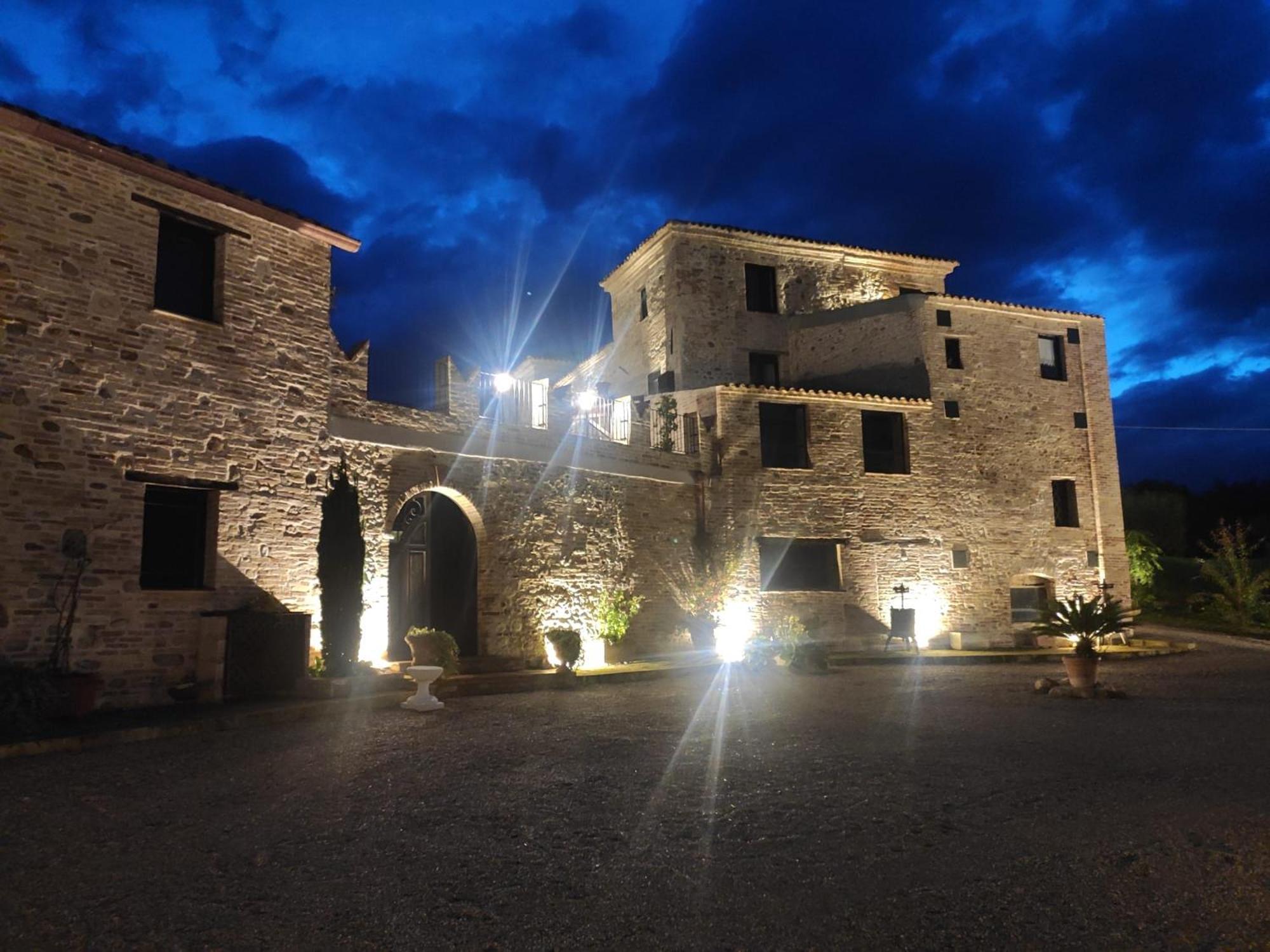 Castello Di Petecciano B&B Мошано-Сант'Анджело Экстерьер фото