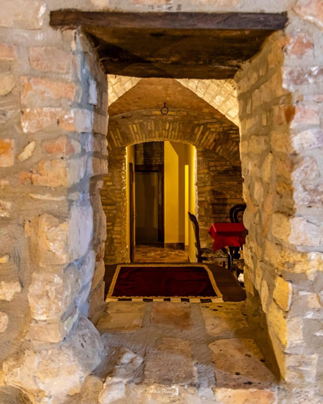 Castello Di Petecciano B&B Мошано-Сант'Анджело Экстерьер фото